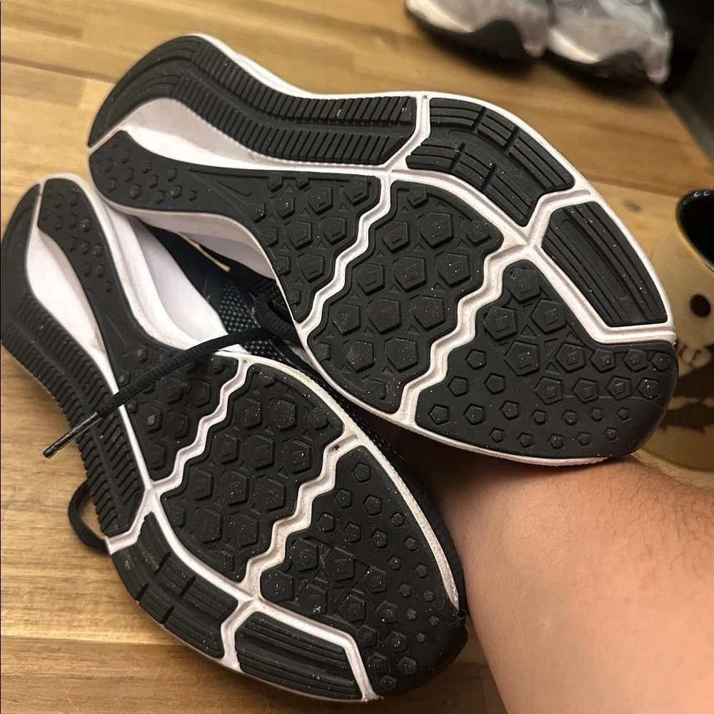 NIKE Downshifter 9 running shoes